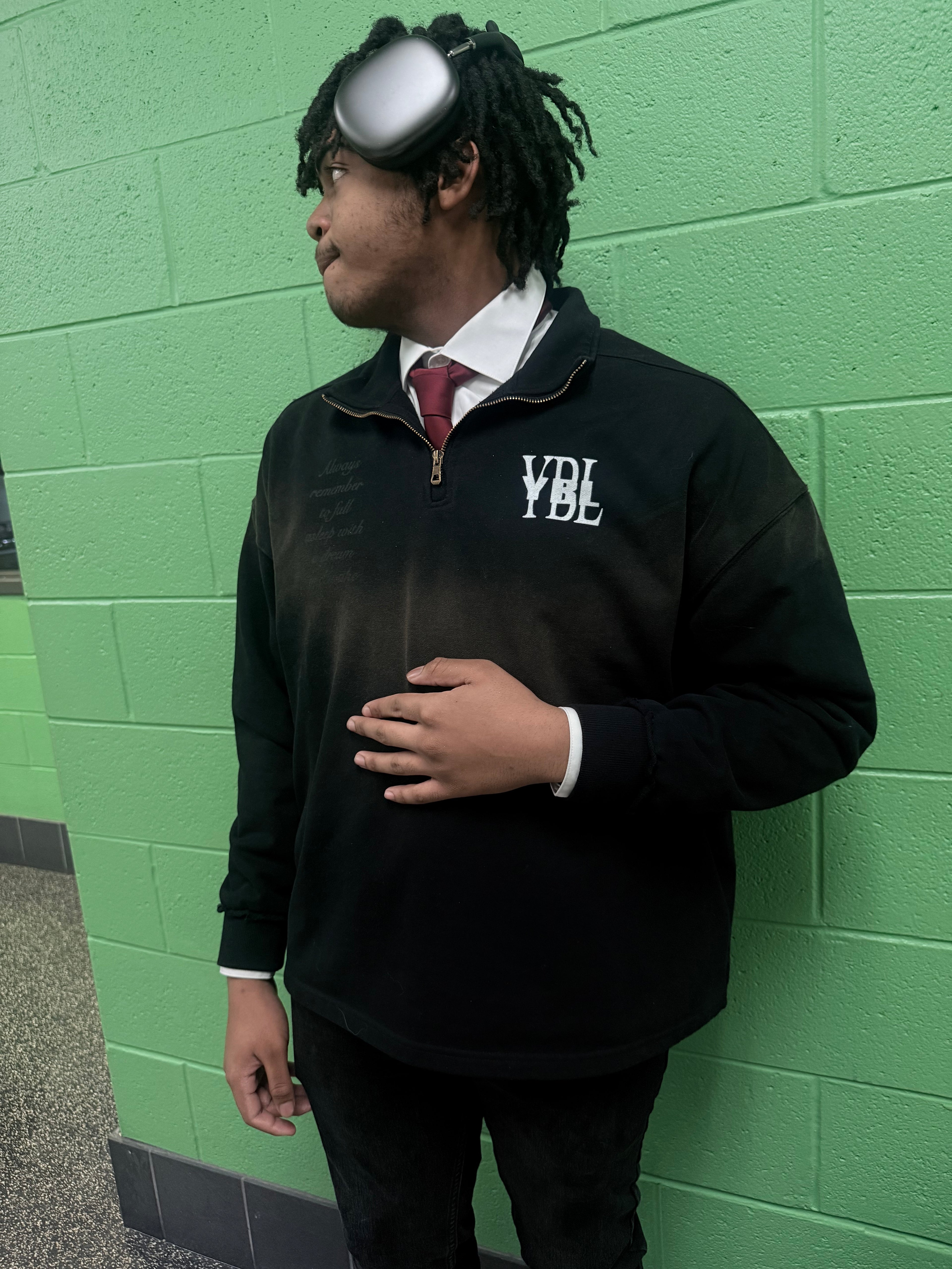 Ybl Quarter zip