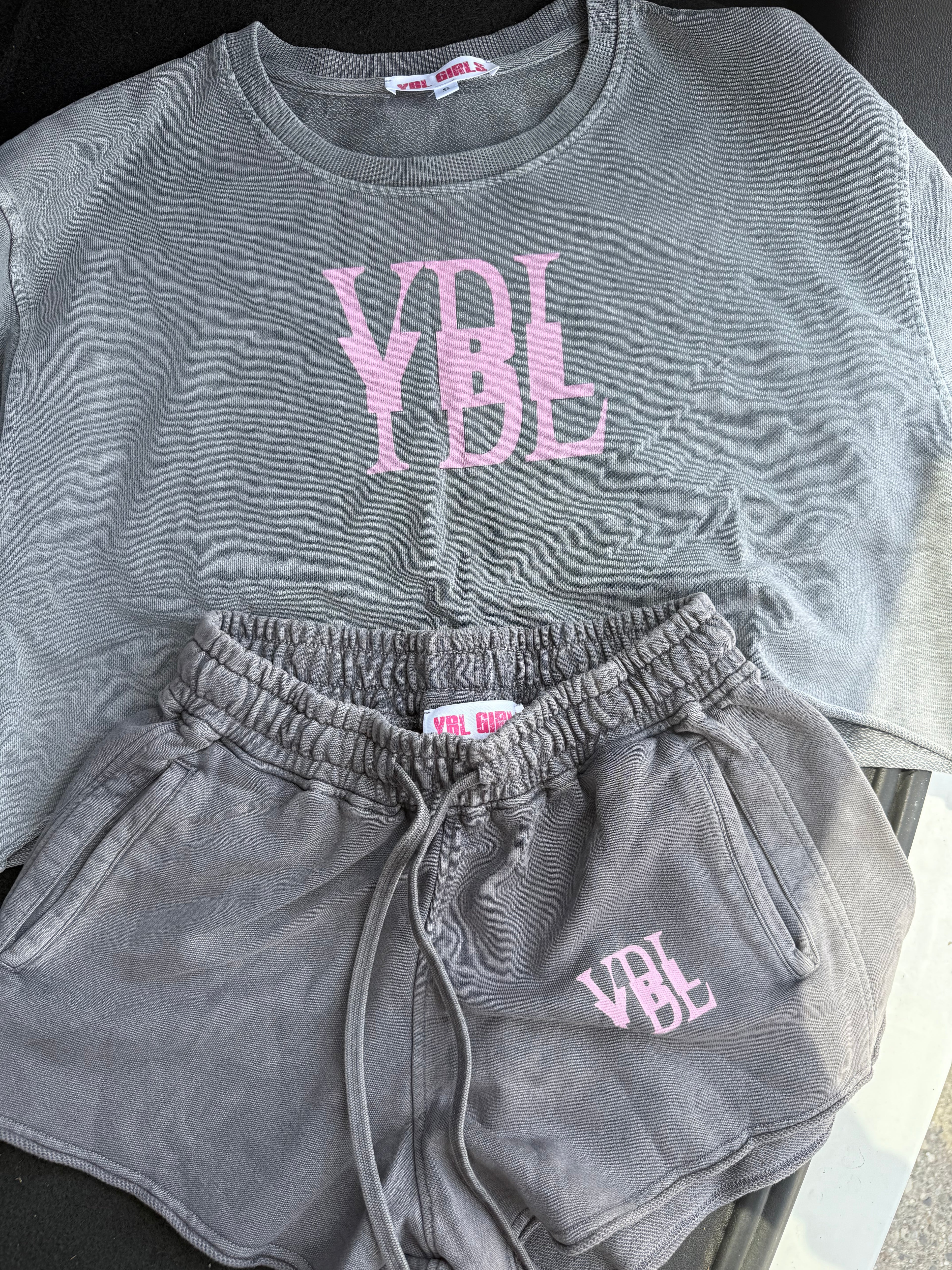 Girls grey scotty set