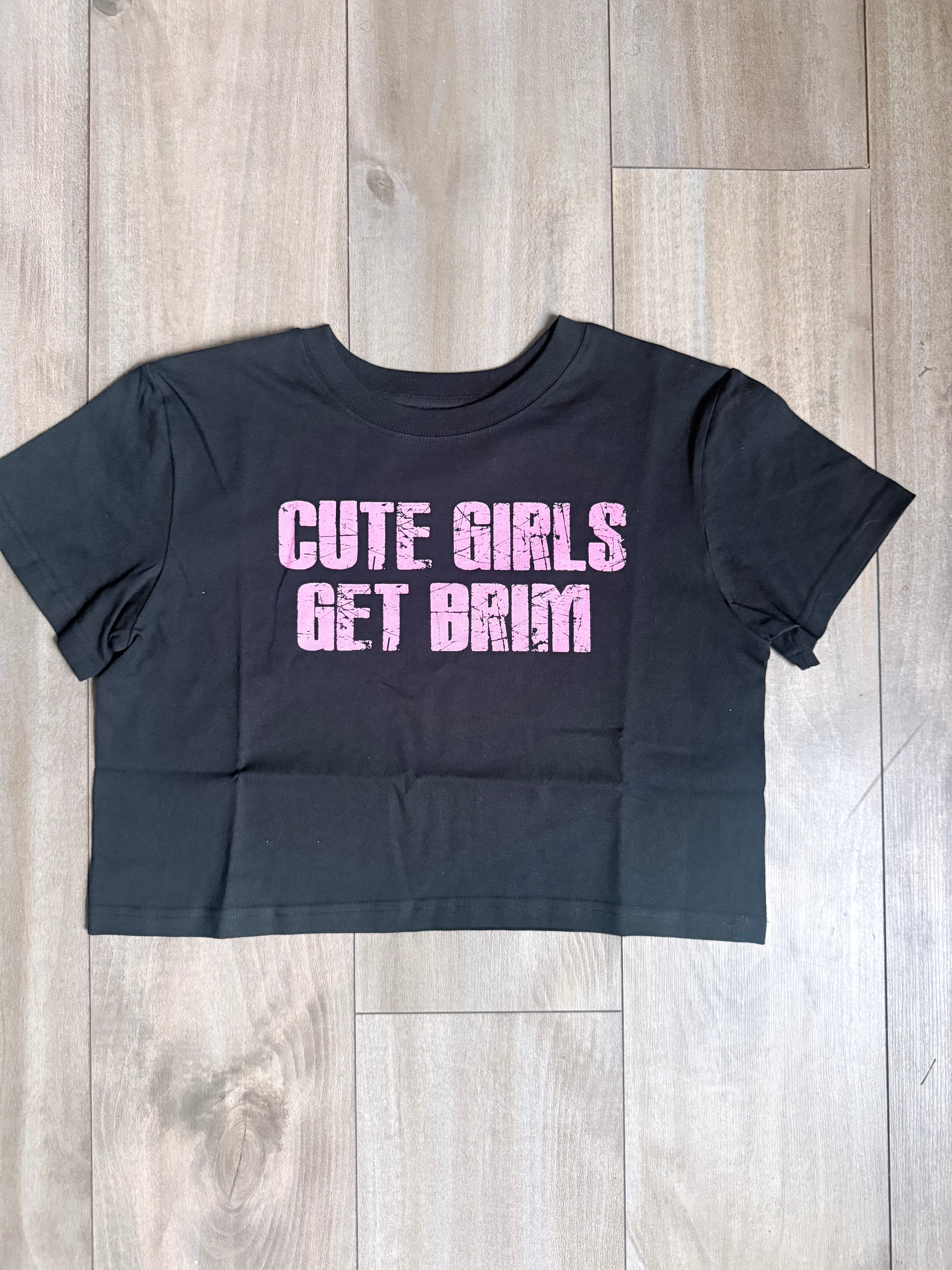 Cute girls get brim tee